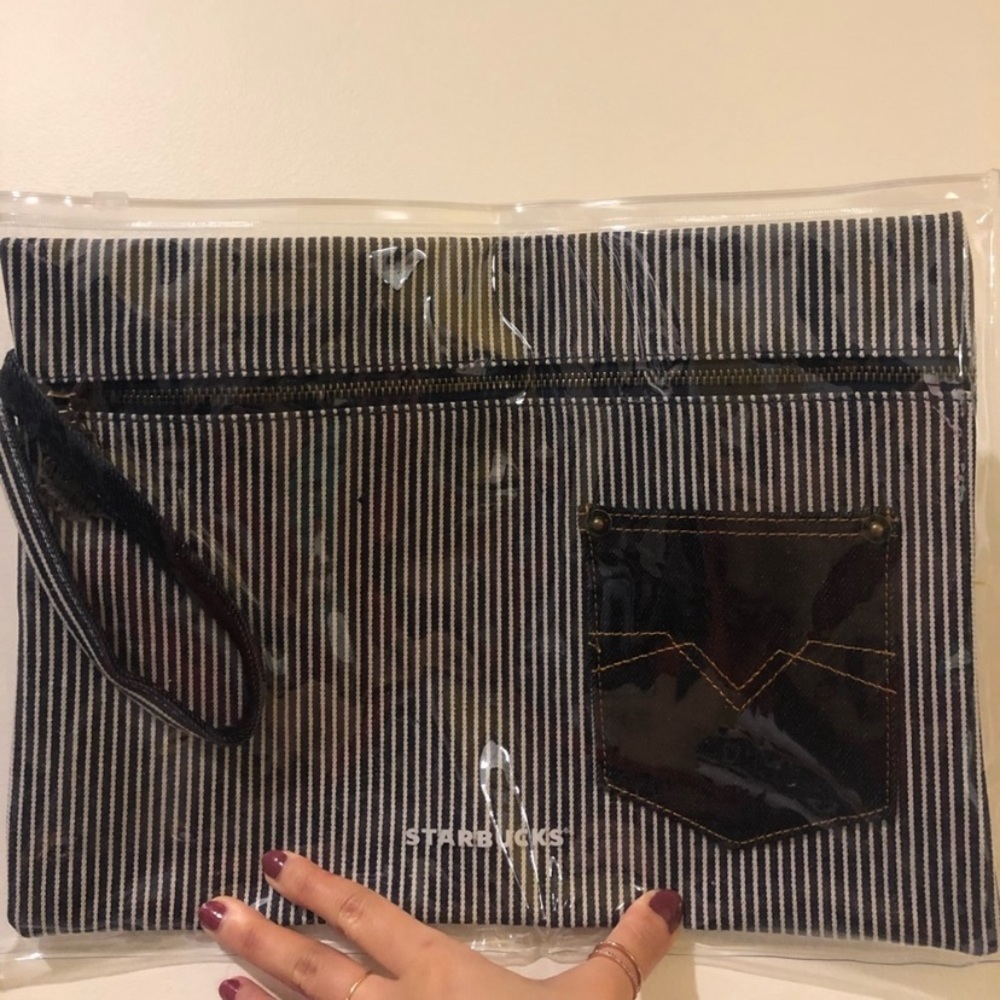 starbucks large pouch